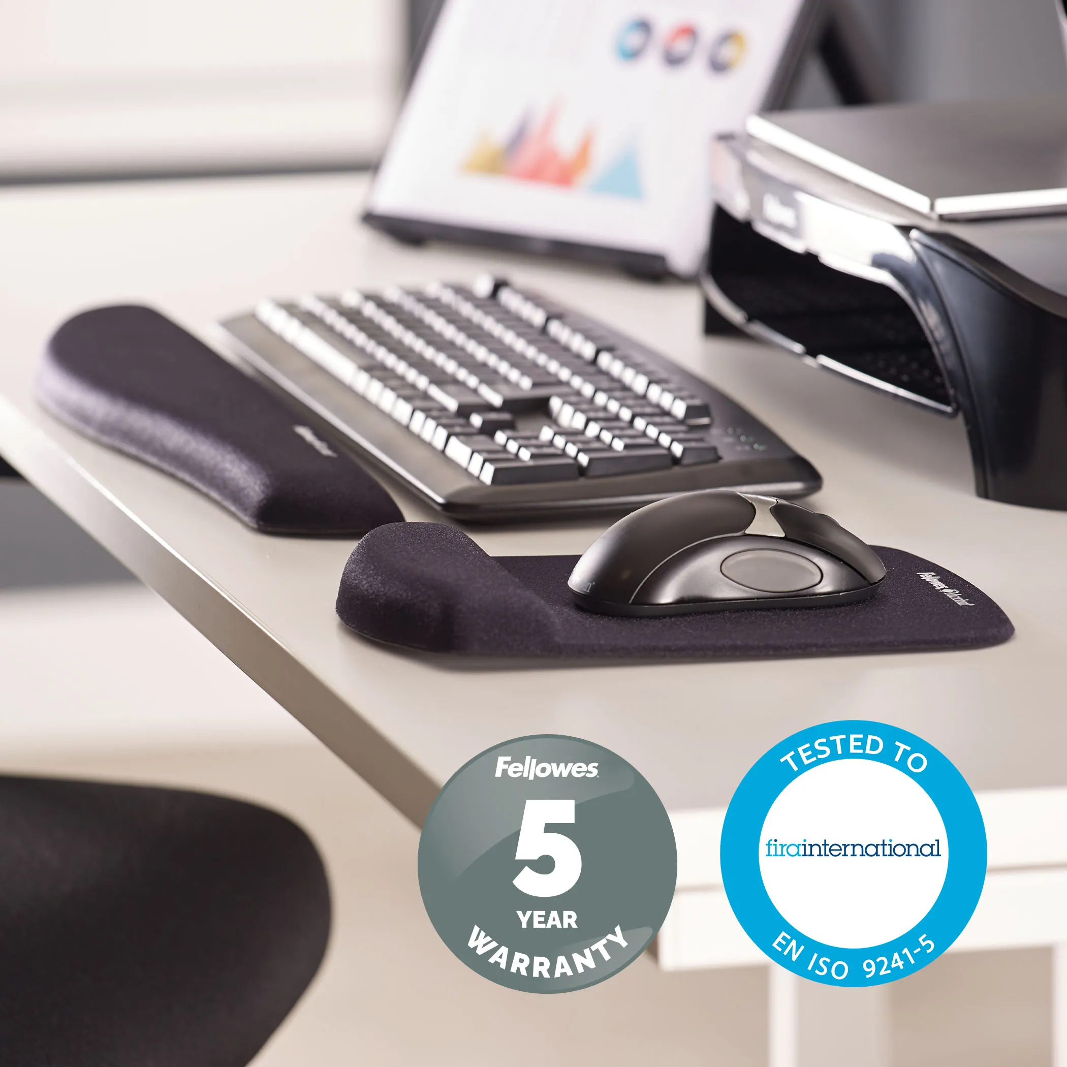 FELLOWES PLUSHTOUCH MOUSEPAD/WRIST SUPPORT BLACK