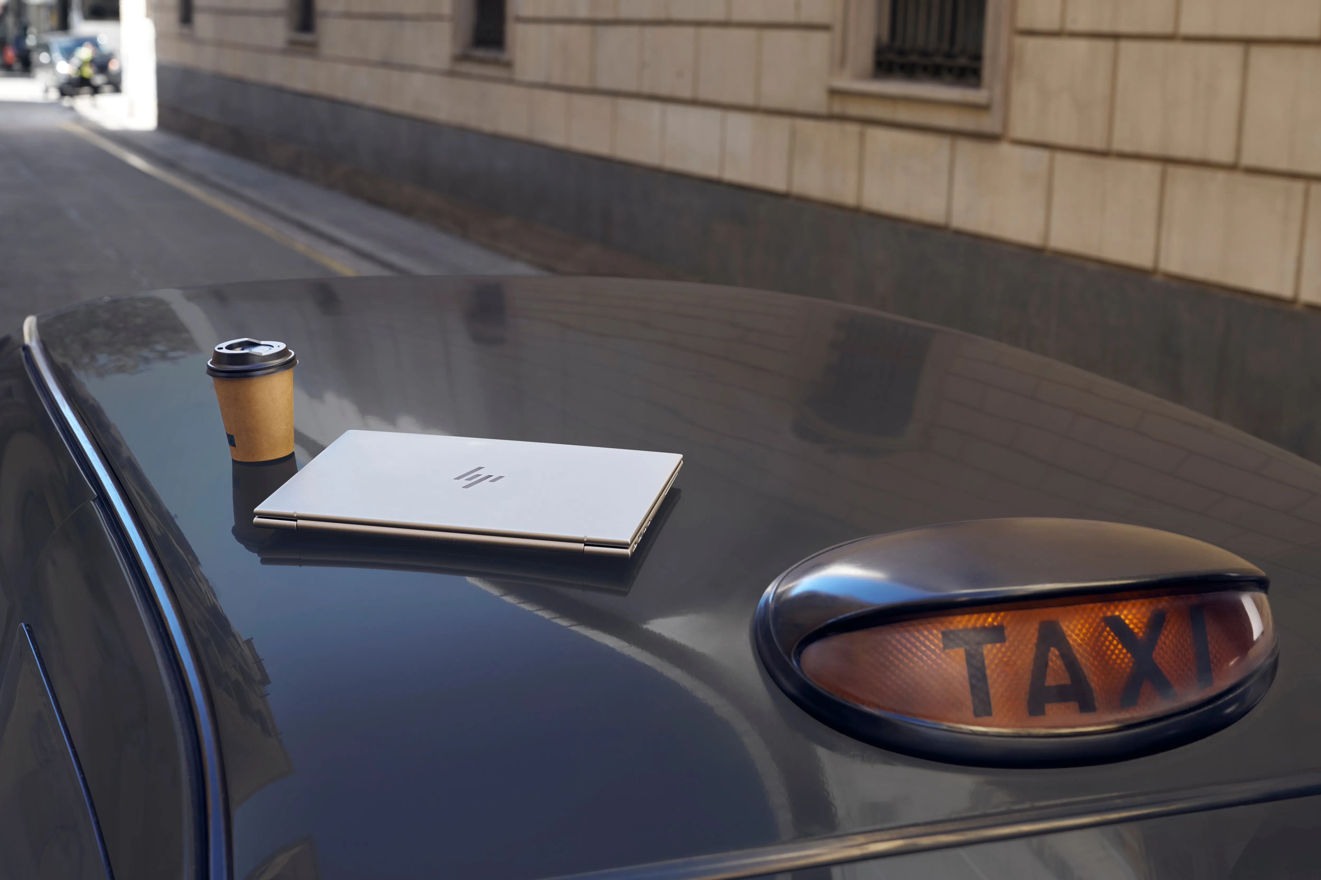 HP EliteBook 840 G9 14" i5-1235U, 16 Gt, 256 Gt, Win 11 Pro -kannettava, hopea