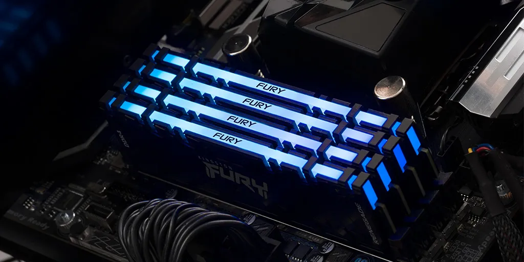 Kingston FURY Renegade RGB 32GB (4 x 8GB) DDR4 3600 MHz, CL16 - memory, Black