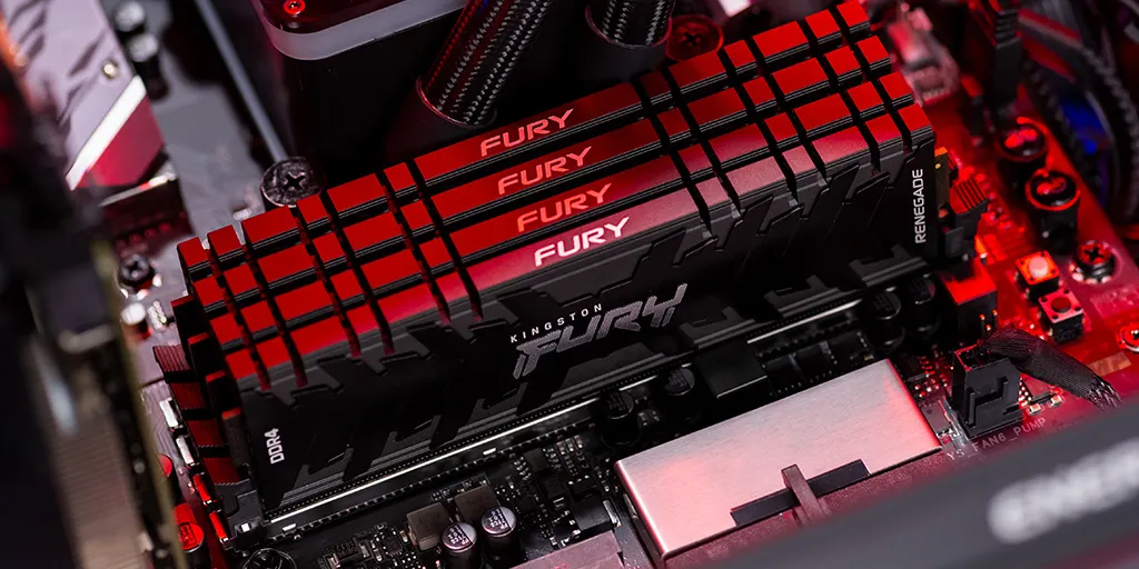 Kingston FURY Renegade RGB 32GB (4 x 8GB) DDR4 3600 MHz, CL16 - memory, Black