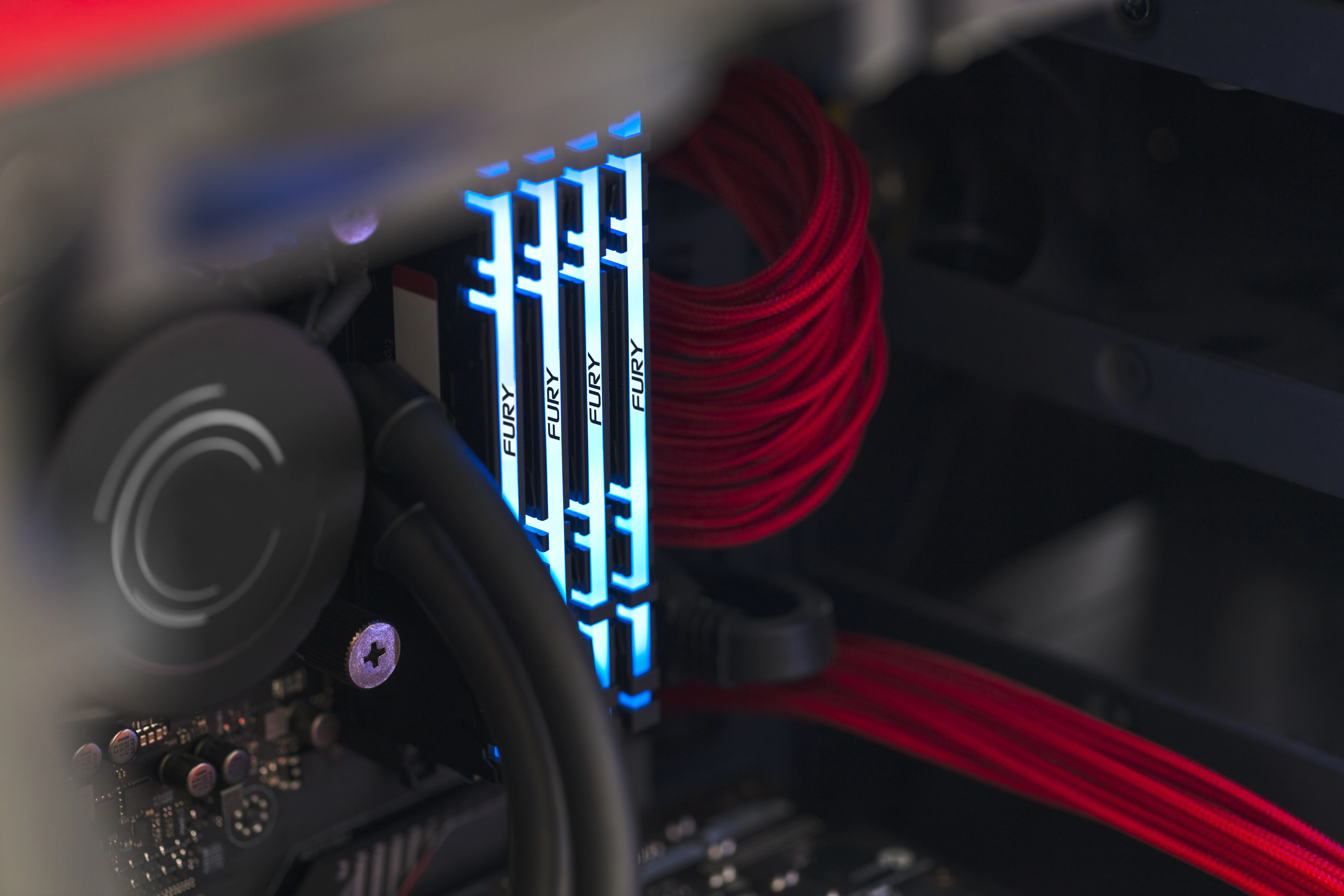 Kingston FURY Renegade RGB 32GB (4 x 8GB) DDR4 3600 MHz, CL16 - memory, Black