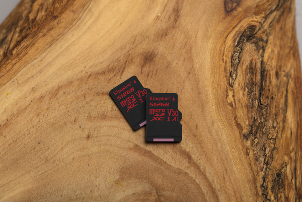 Kingston 32 GB Canvas React MicroSD + SD adapter