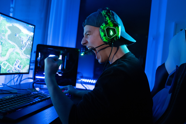 SUREFIRE Skirmish Gaming Headset, Green/Black