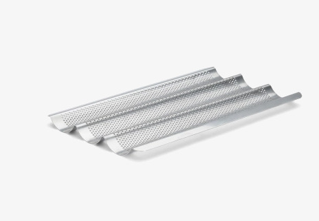De Buyer Perforoitu patonkipelti ruostumatonta ter&auml;st&auml;, 3:lle patongille, 400 x 245 mm
