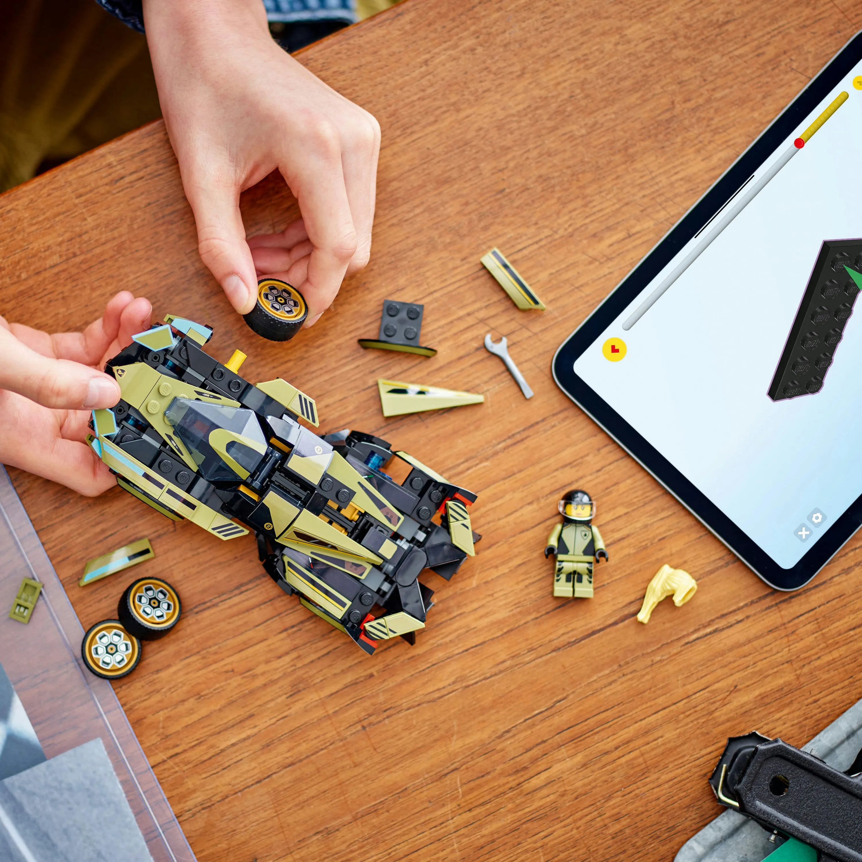 LEGO Speed Champions Lamborghini Lambo V12 Vision GT superauto 76923