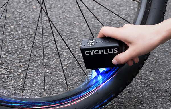 CYCPLUS AS2 PRO MAX laddningsbar elektrisk minicykelpump