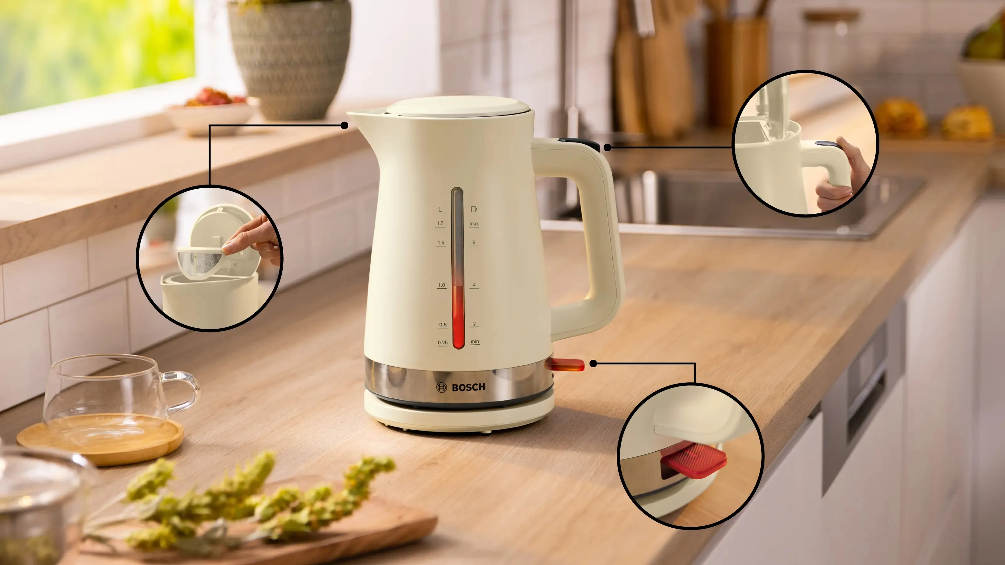 Bosch MyMoment TWK4M227 kettle, 1.7L, 2400W, Cream