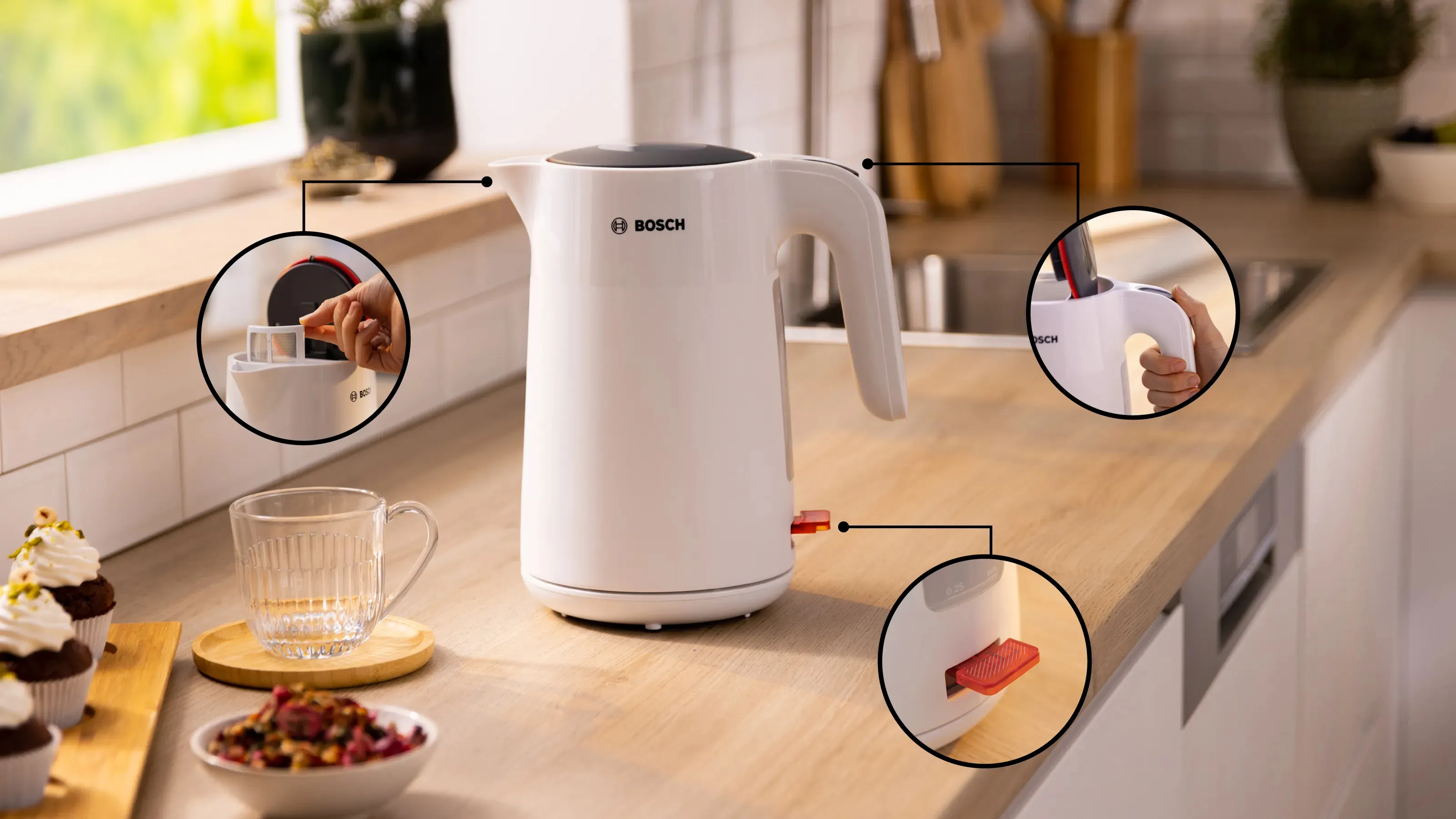 Bosch MyMoment TWK2M161 kettle, 1.7L, 2400W, White