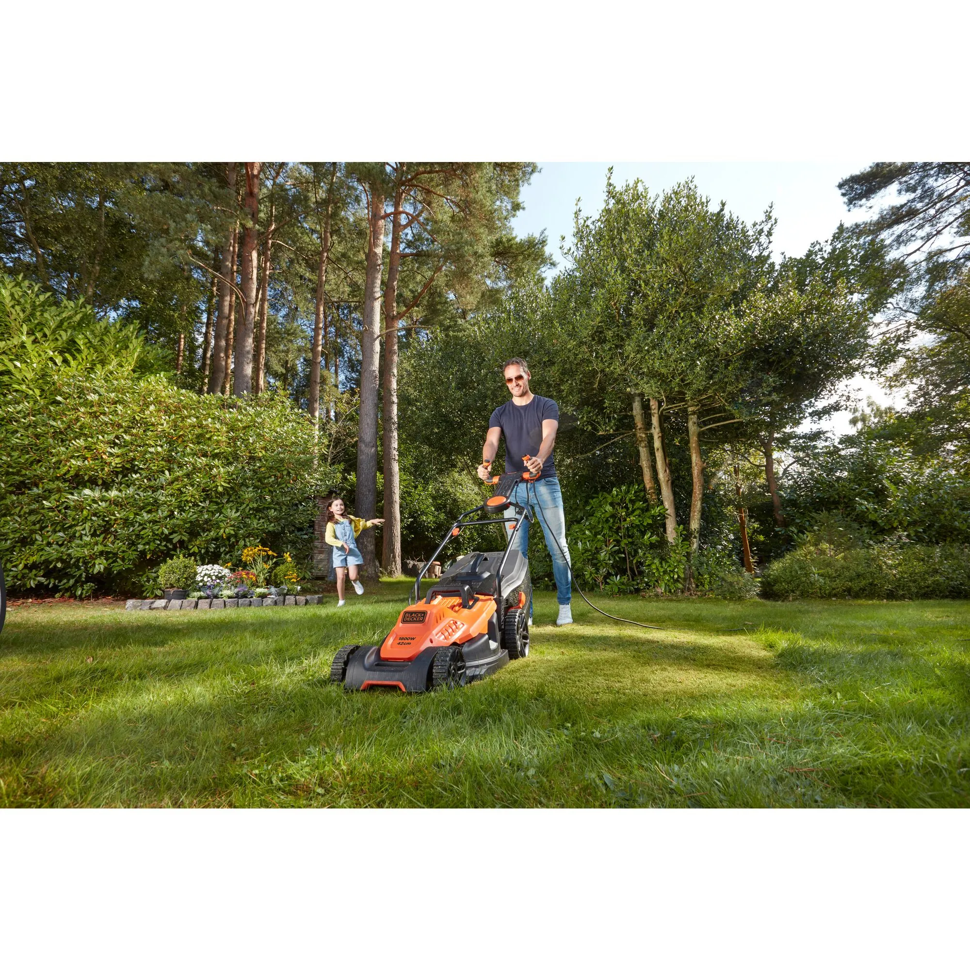 Black&amp;Decker BEMW481ES-QS 1800W - elgr&auml;sklippare