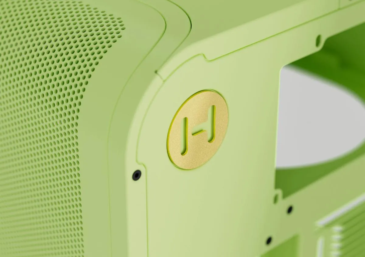 HYTE X50 -miditornikotelo ikkunalla, matcha