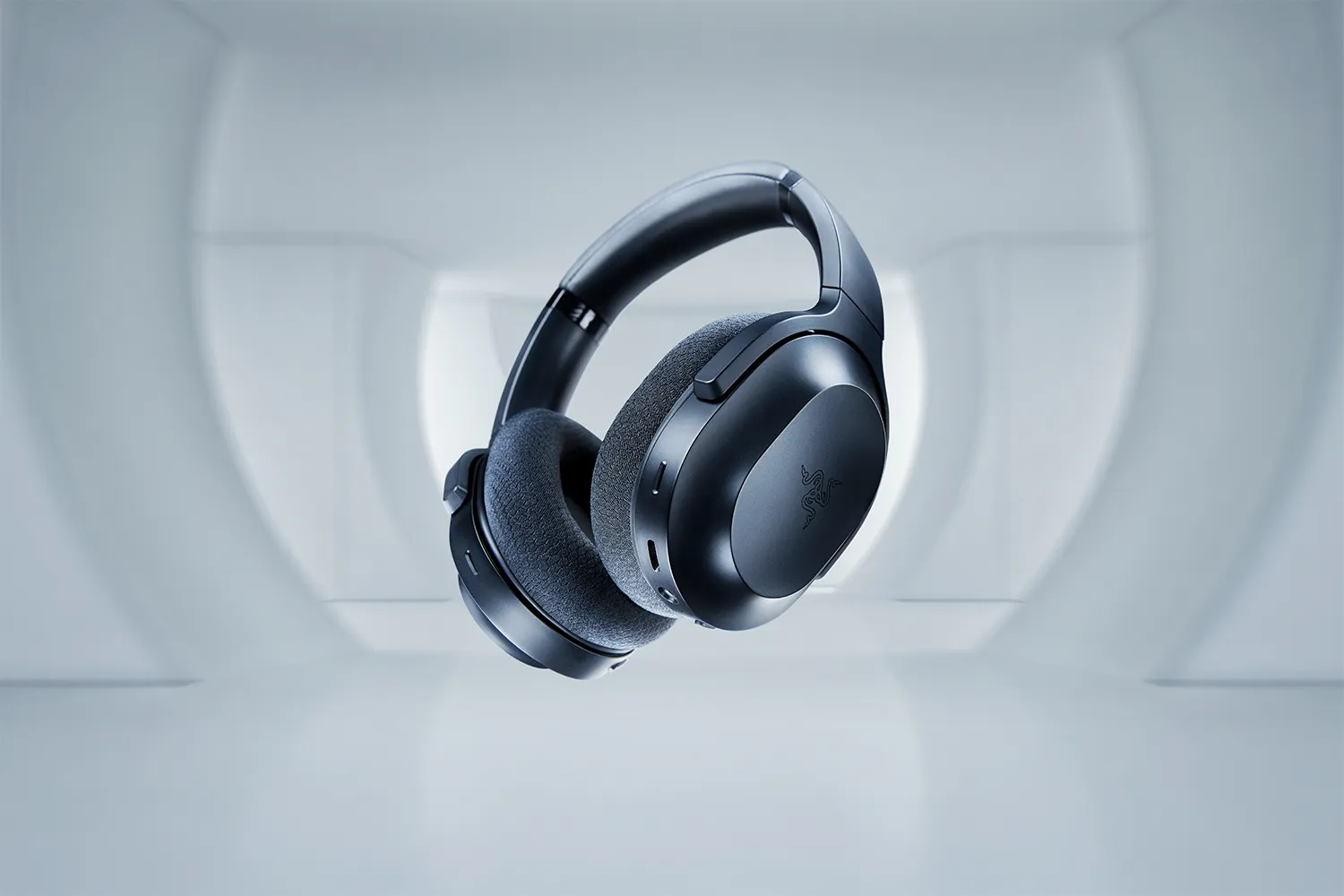 Razer Barracuda Multi-platform - wireless gaming headset, black