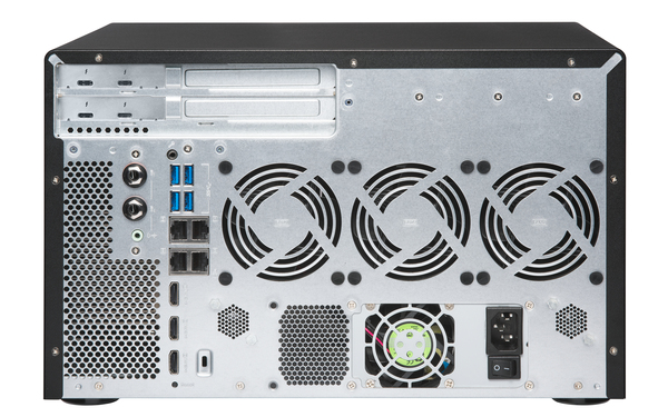 QNAP TVS-882BRT3-ODD-i7-32G 8-bay NAS 1 xBlu-ray optical drive bundlled 4 x Thunderbolt3 por TS Core i7-7700 3.6 GHz 32GB RAM 4-LAN