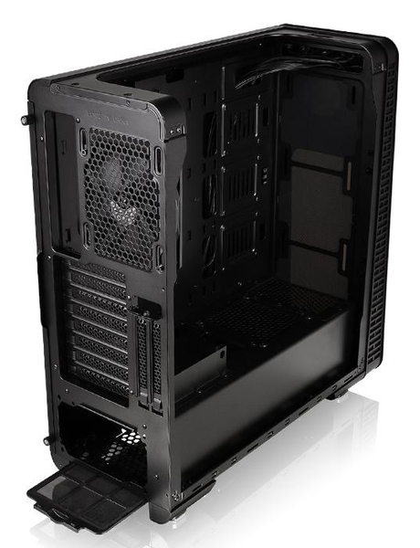 Thermaltake View 28 RGB (curved window)