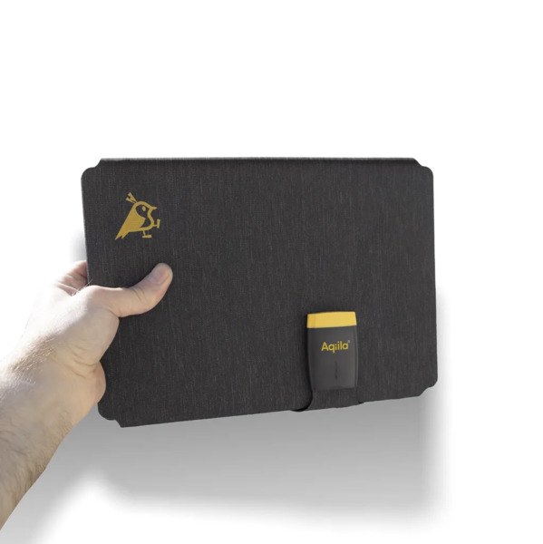 Aqiila Sunbird P56 - Vikbar solpanel laddare med USB-C port