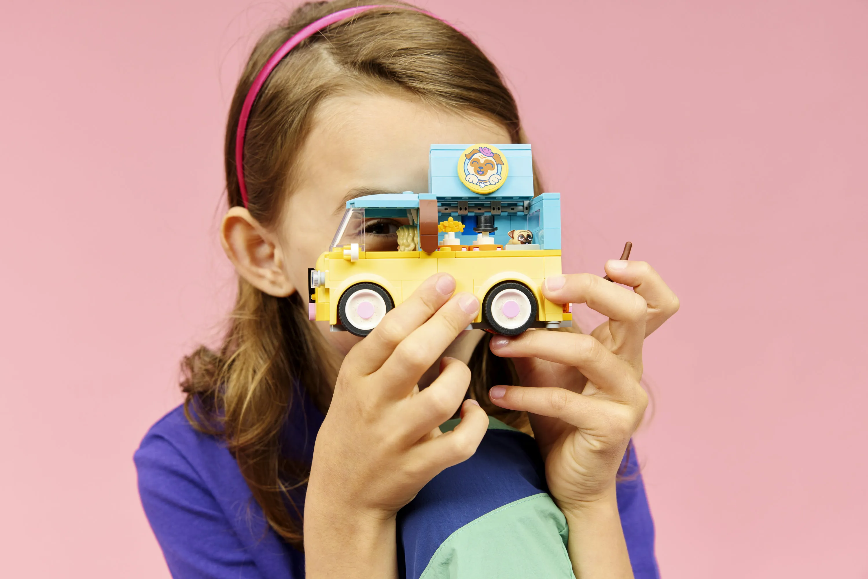 LEGO Friends Lemmikkitarvikeauto 42678