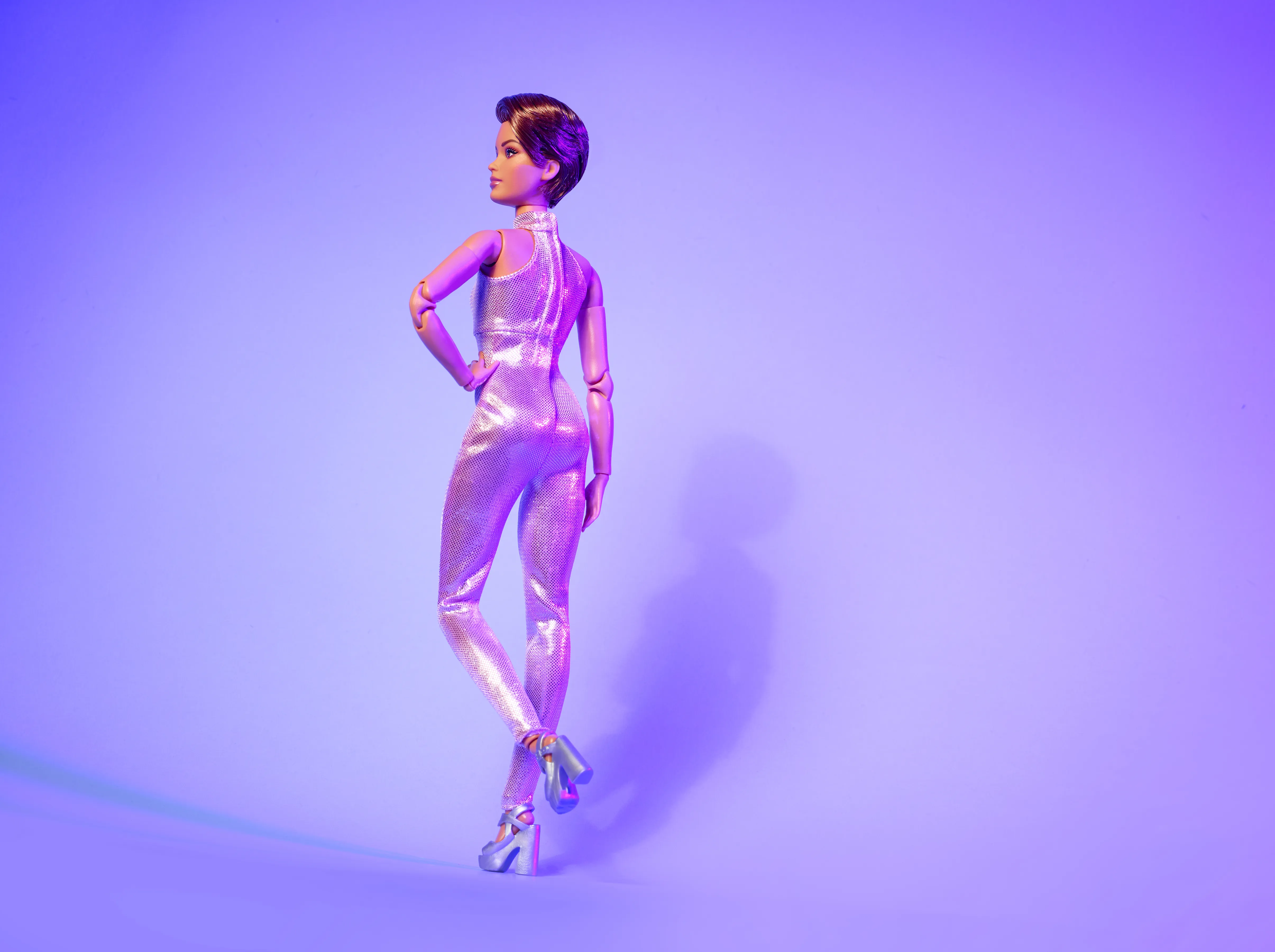 Mattel Barbie Signature Looks 22 - Petite, Short Hair, Bodysuit