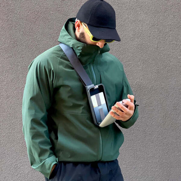 &Ouml;GON Phone Bag Silver