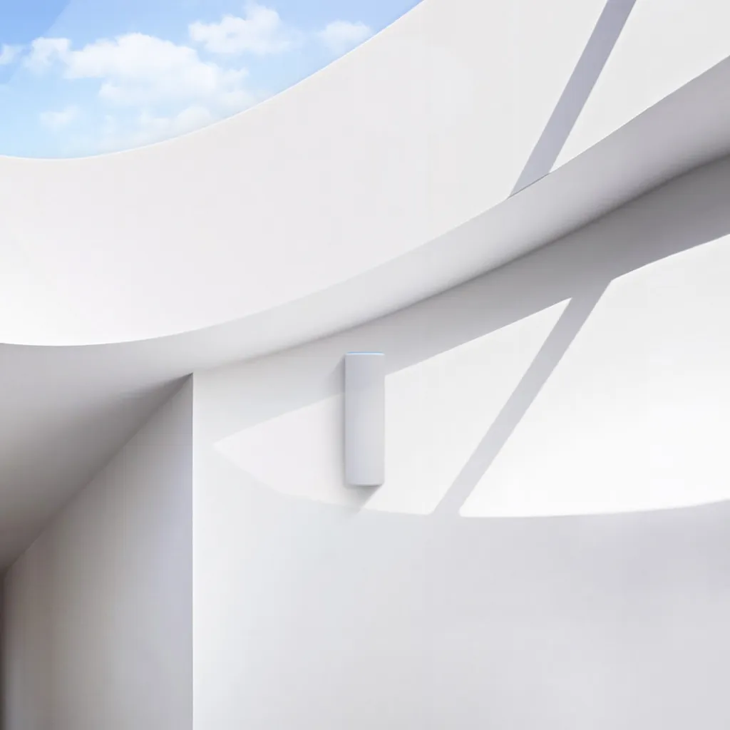 Ubiquiti UniFi FlexHD Small and sleek 802.11ac 4x4 MU-MIMO