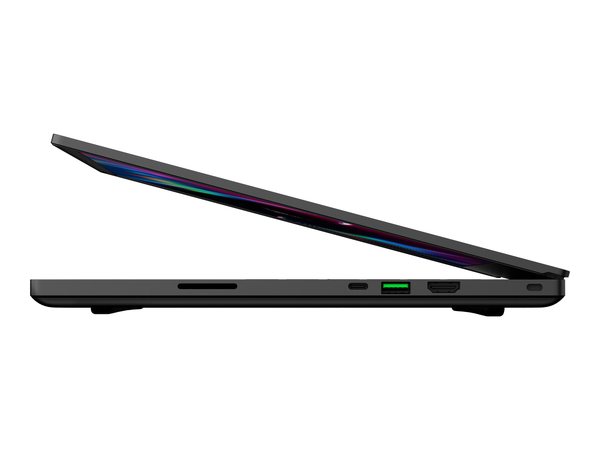 Razer 15.6&quot; Blade, 16 Gt / 1 Tt SSD M.2, RTX 2080 Max-Q, Win 10 Home -pelikannettava, Musta