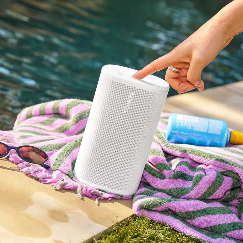 SONOS Play 2.0 Bluetooth, Wi-Fi kannettava kaiutin, musta