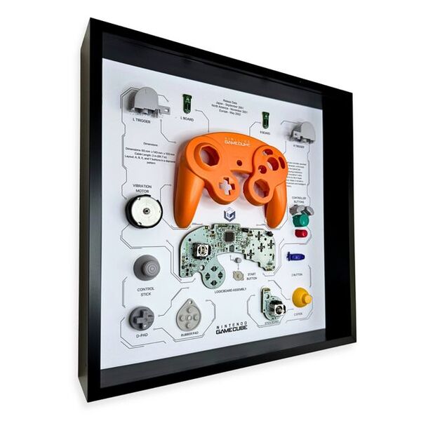 GRC Retro Art Nintendo Gamecube Controller - display, Orange