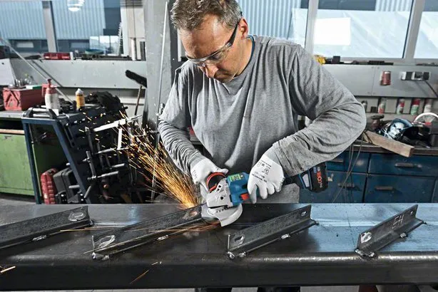 Bosch GWS 18V-15 SC solo GCY v.2 L-BOXX -&nbsp;06019H6300