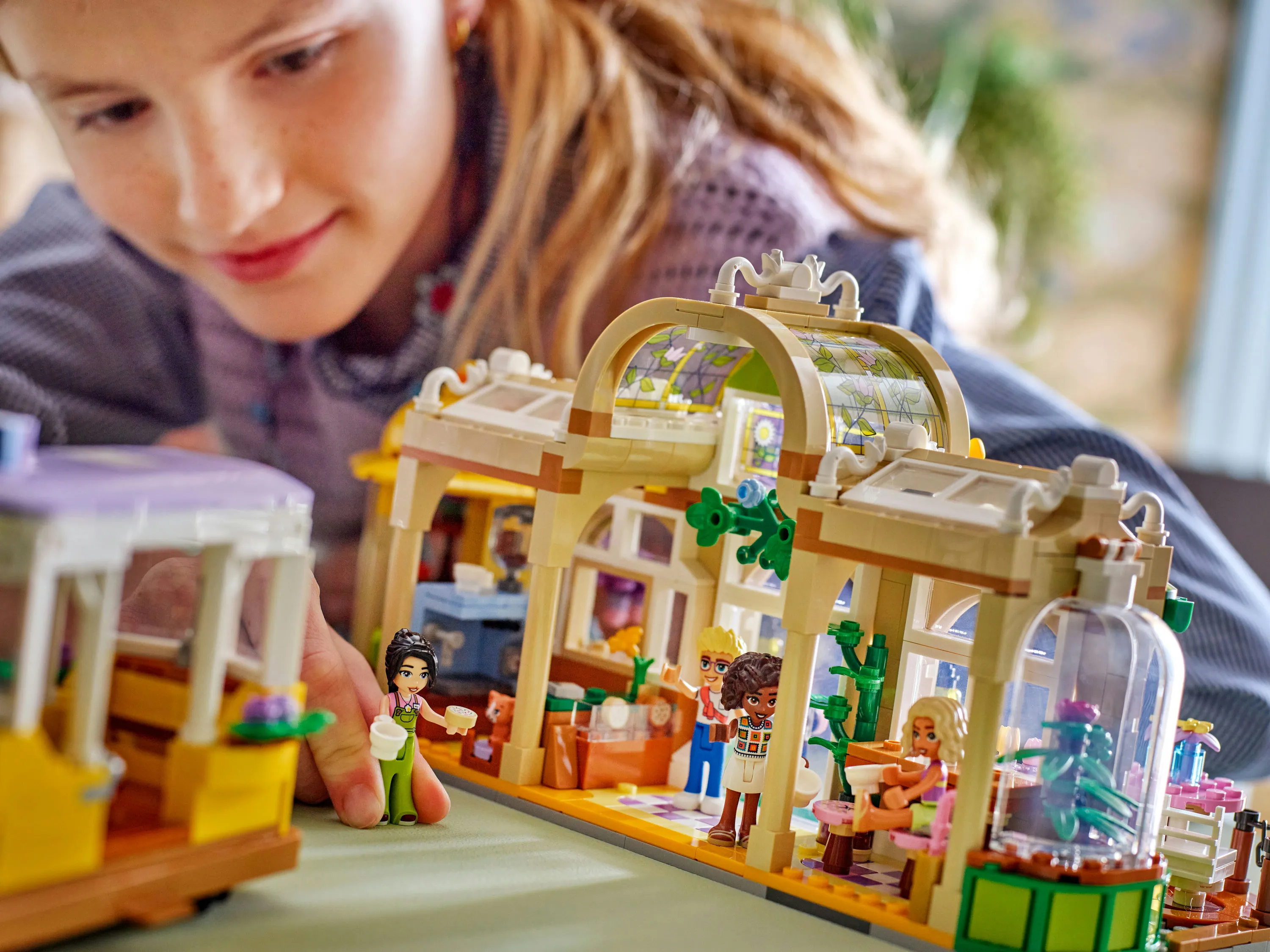 LEGO Friends Kasvikahvila ja kukkakauppa 42671
