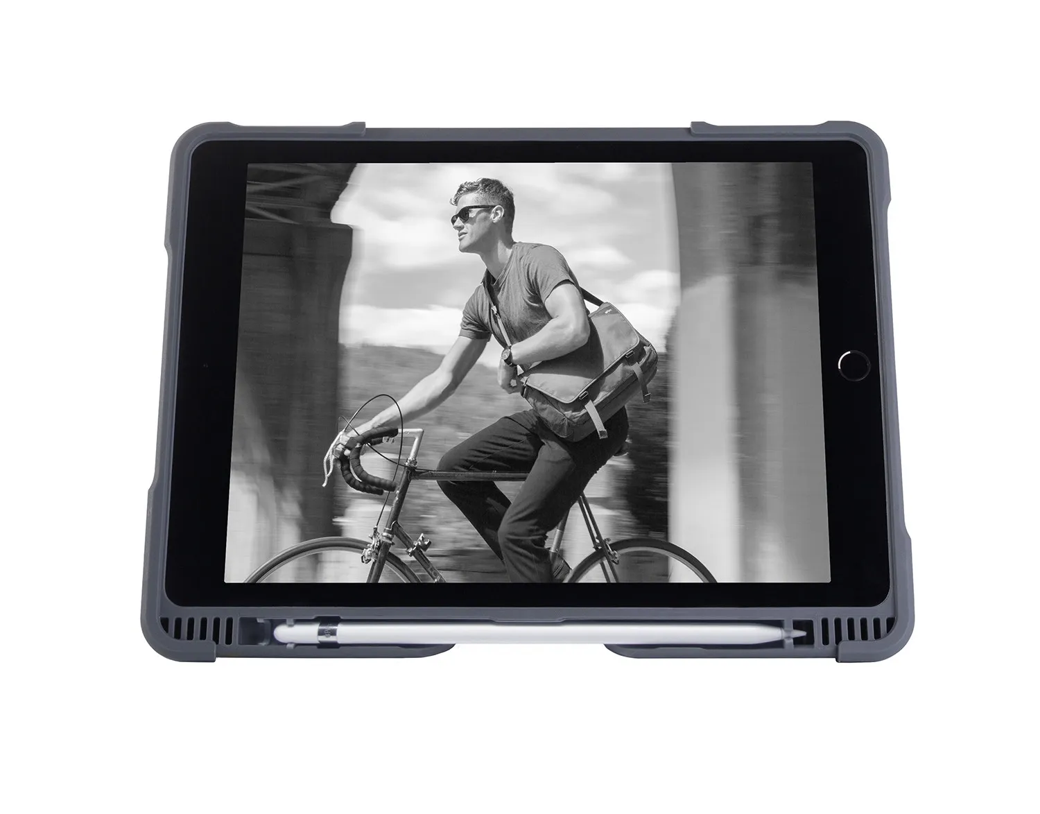 Logitech STM dux plus C EDU -iPad 6th Gen- - Black w- Apple Pencil holder