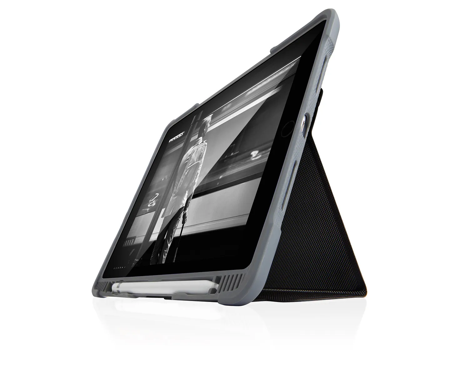 Logitech STM dux plus C EDU -iPad 6th Gen- - Black w- Apple Pencil holder