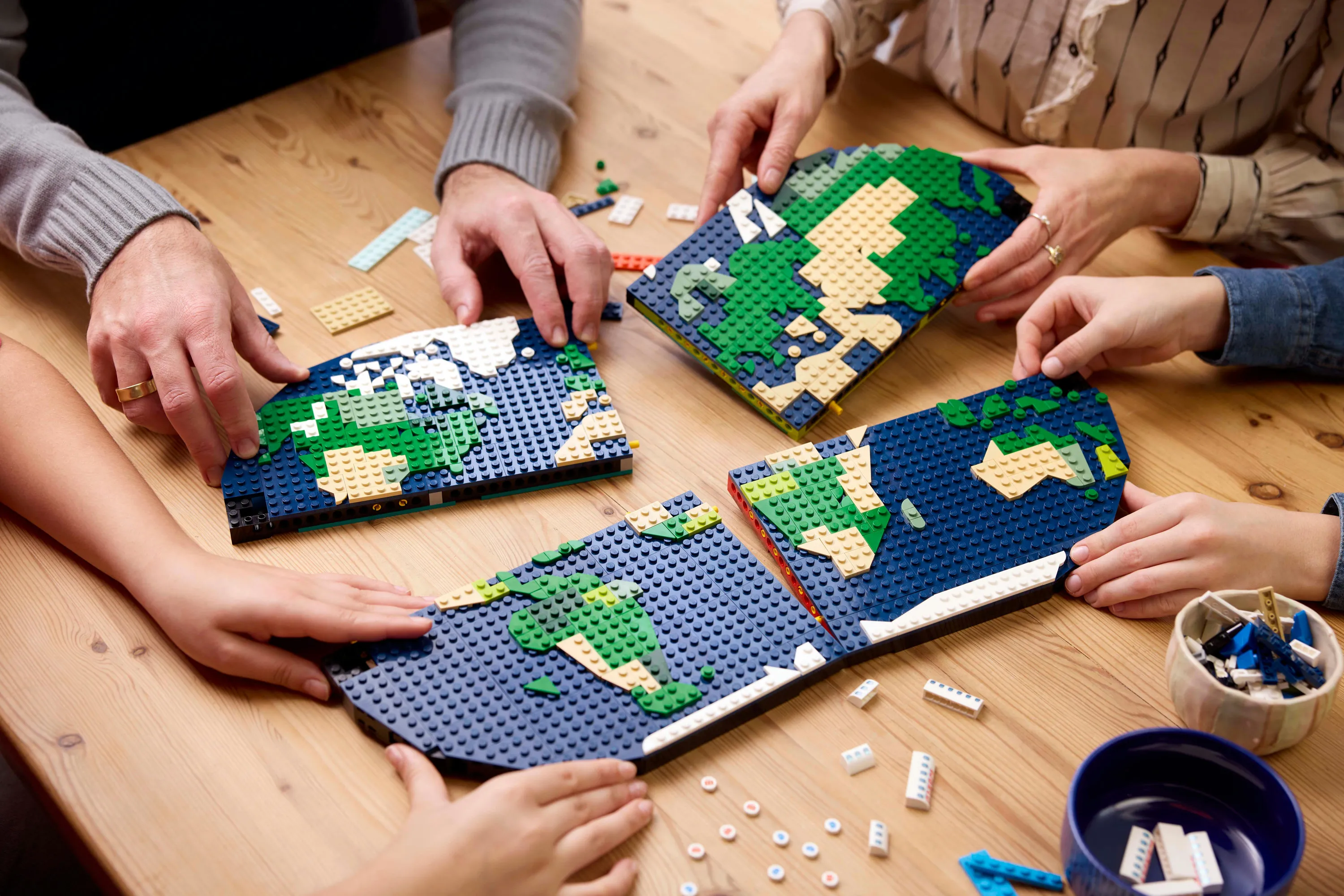 LEGO Memories from the Journey 41838