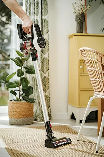 Adler AD 7048 0.8 L 350 W 2 Ah p&aring;sl&ouml;s - skaftdammsugare, vit, svart, r&ouml;d