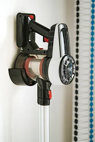 Adler AD 7048 0.8 L 350 W 2 Ah p&aring;sl&ouml;s - skaftdammsugare, vit, svart, r&ouml;d