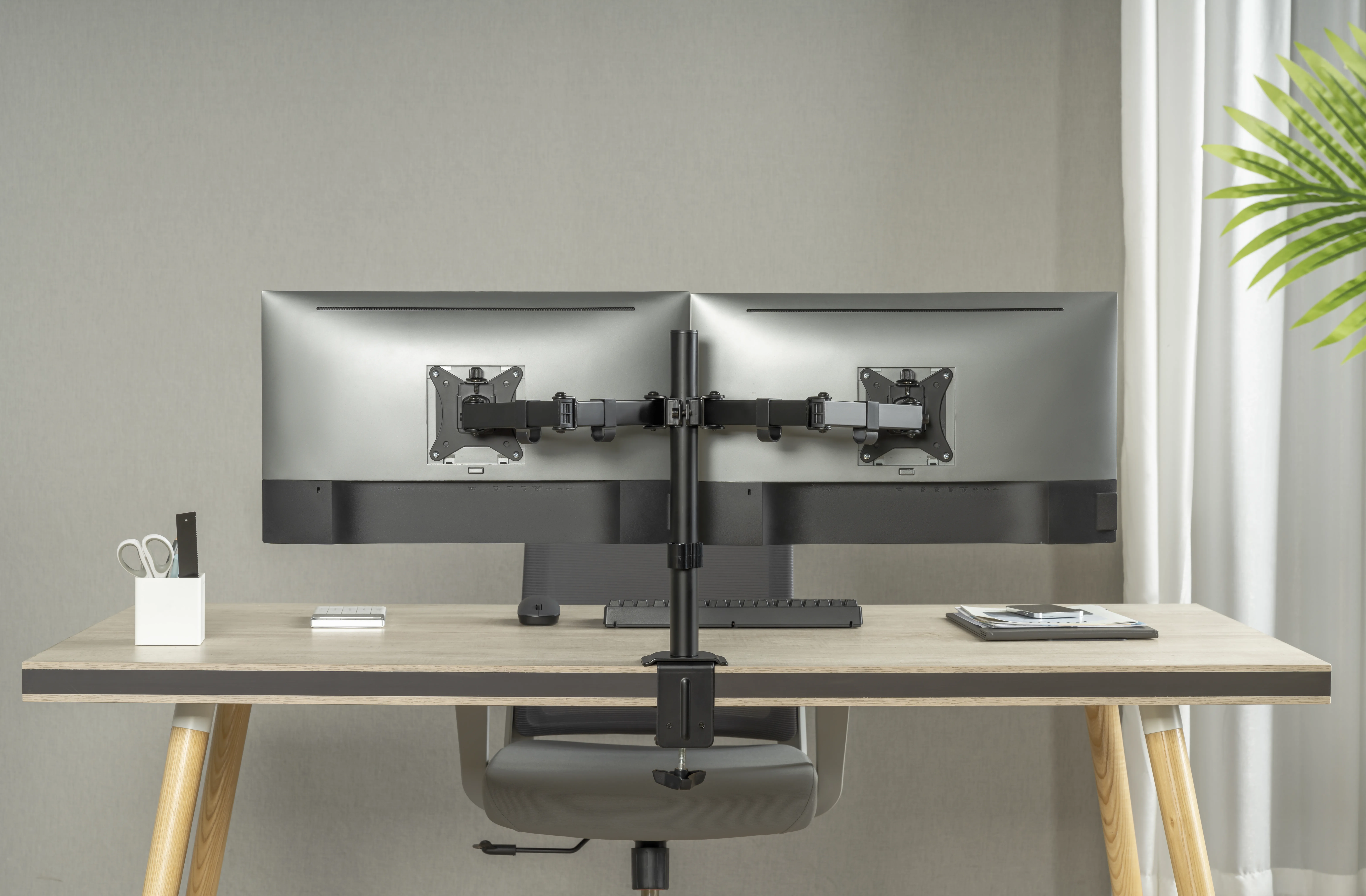 DELTACO ARM-0300-B Desk Mount, for 2 monitors, 13-32", 9kg, Black