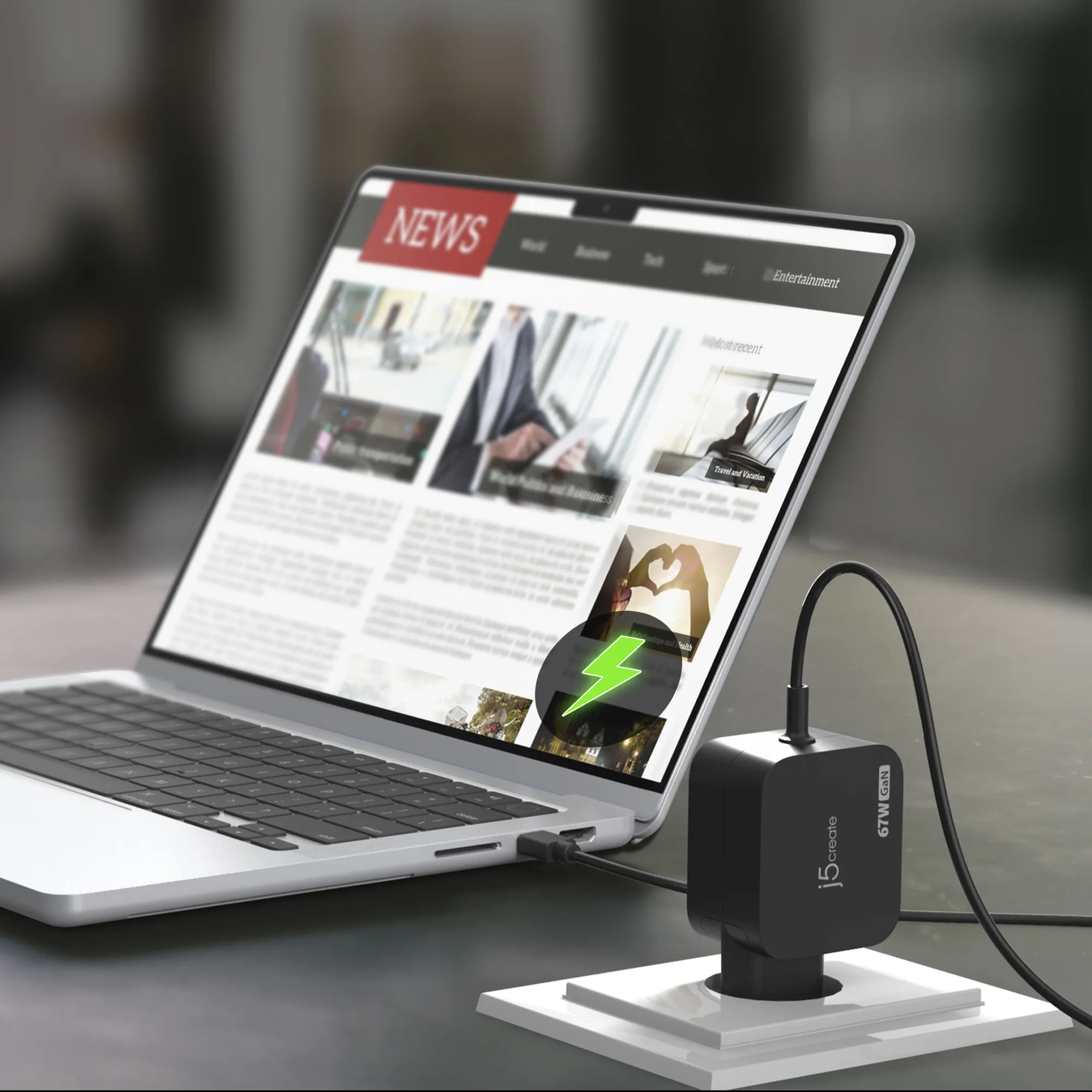 J5 Create 67 W GaN USB Type-C Power Delivery - Str&ouml;madapter, Svart
