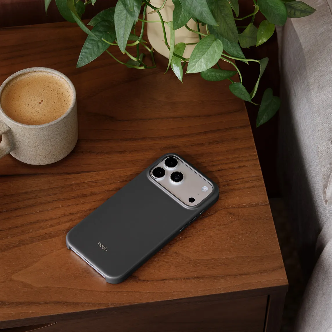 Apple Beats iPhone 17 Pro Max Grey skal