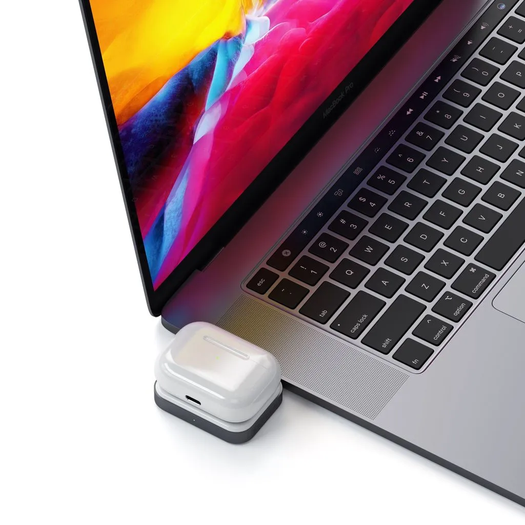 Satechi wireless charger for Airpods