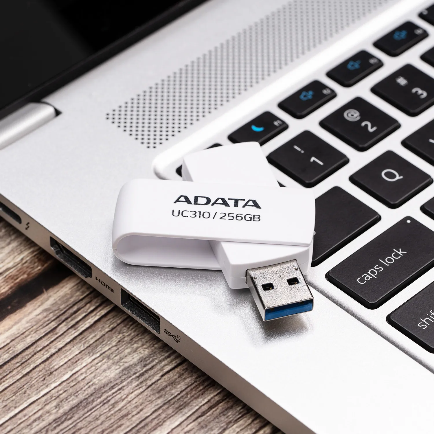 ADATA UC310 256GB USB3.2 White