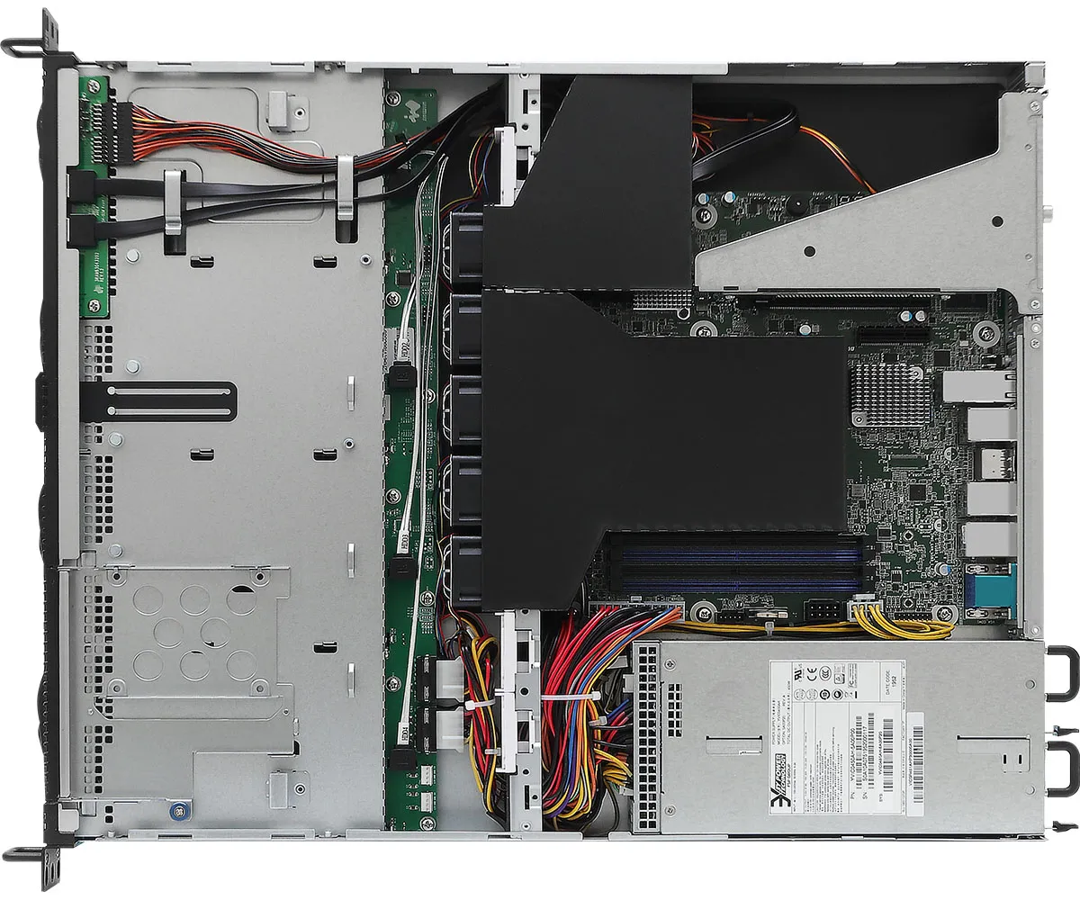 ASRock Rack 1U4LW-B650/2L2T RPSU 10GbE AM5 1U Rackmount -emolevy