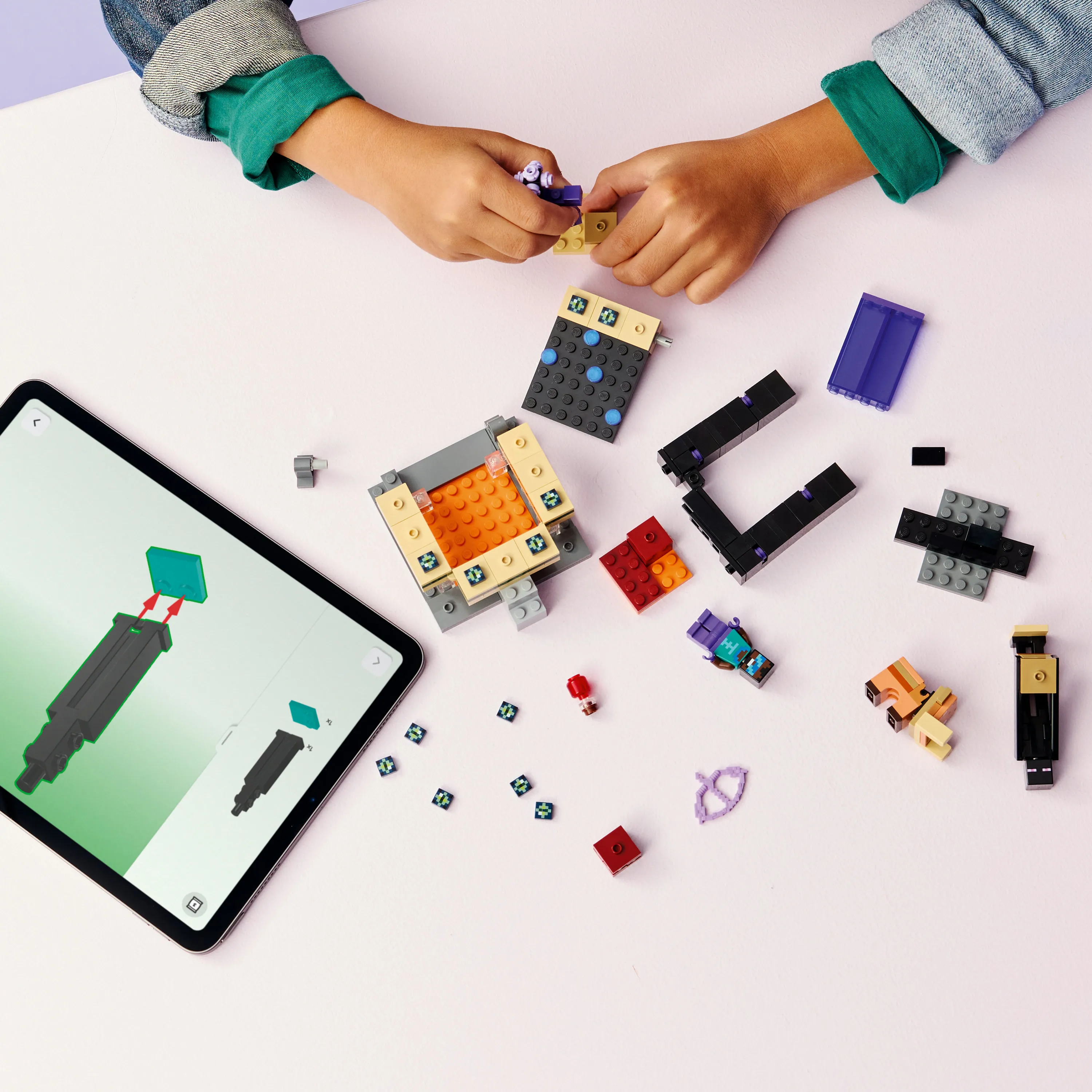 LEGO Minecraft Journey to the Nether Portal and the End Portal 21584