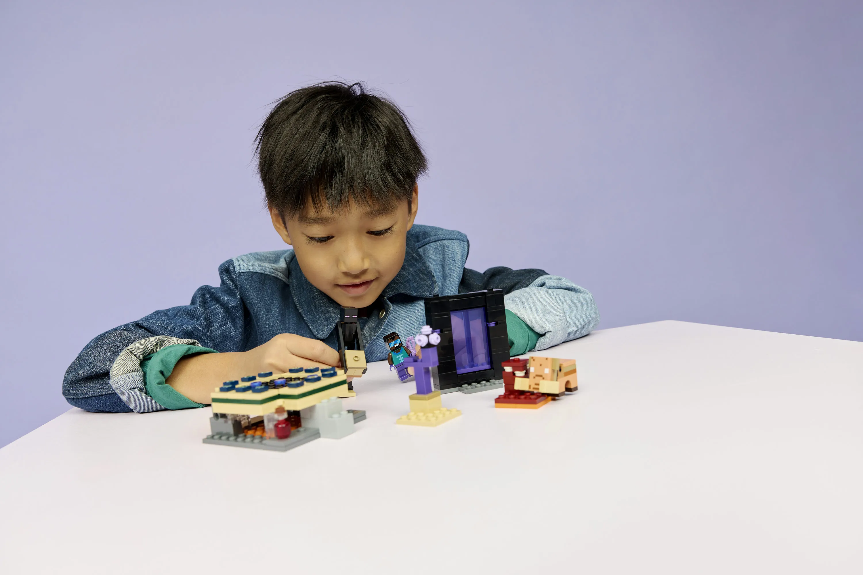 LEGO Minecraft Journey to the Nether Portal and the End Portal 21584