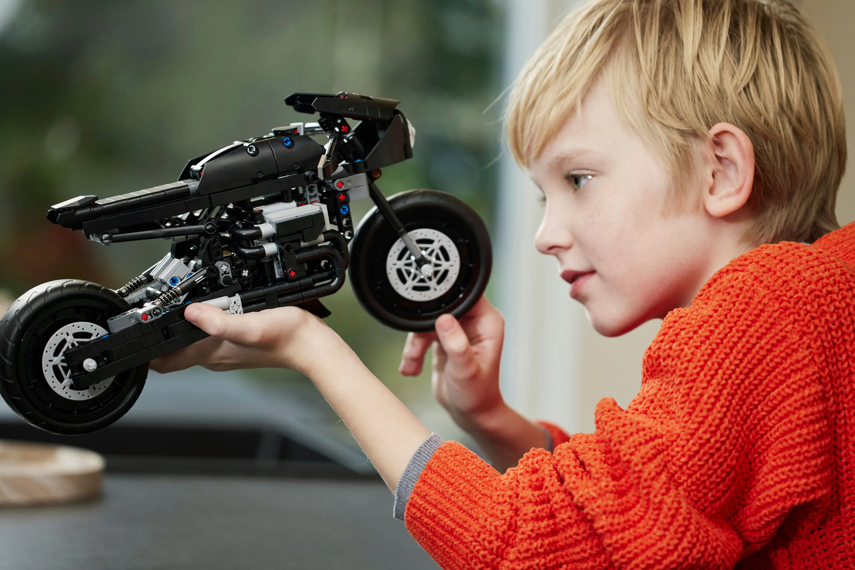 Lego Technic The Batman Batcycle 42155