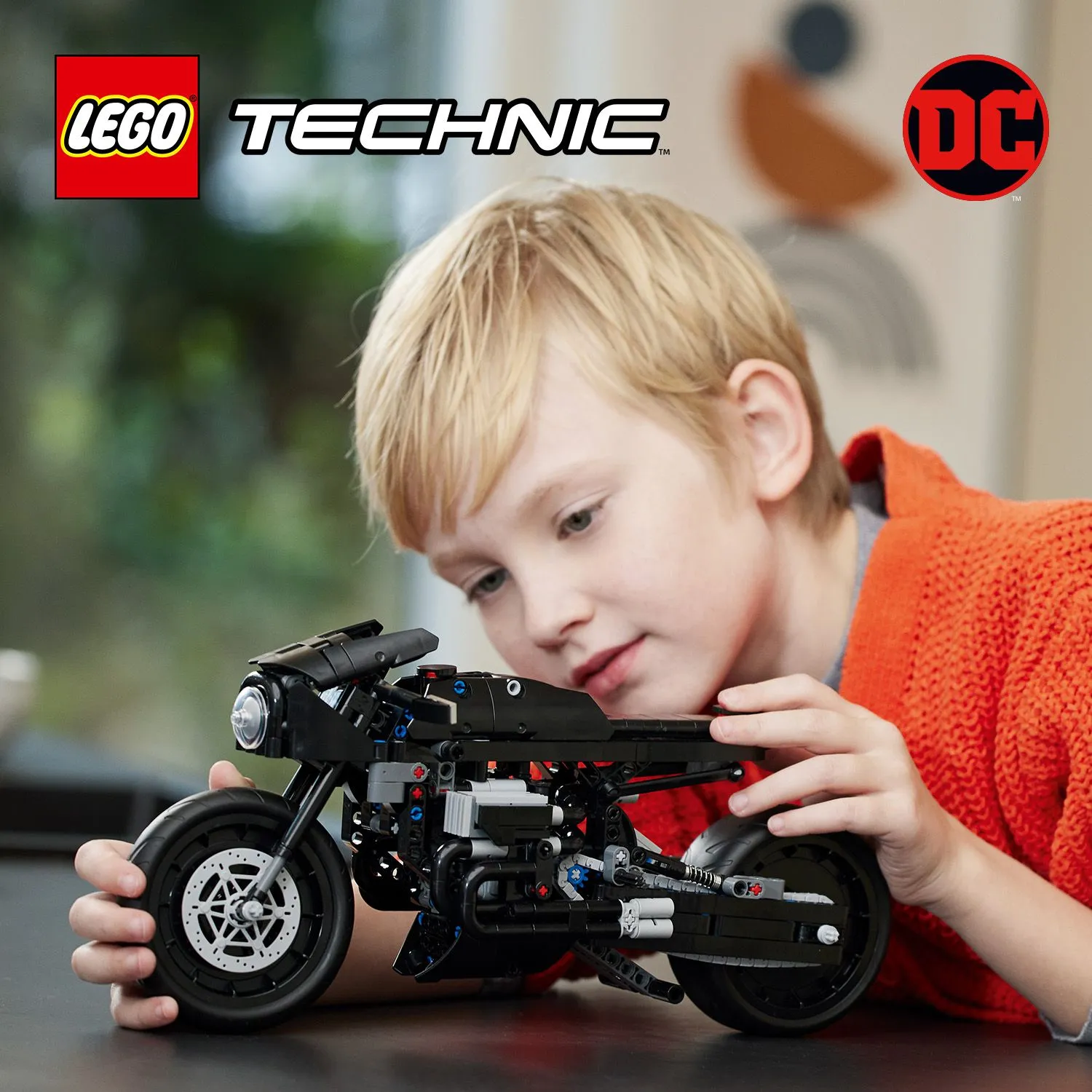 Lego Technic The Batman Batcycle 42155