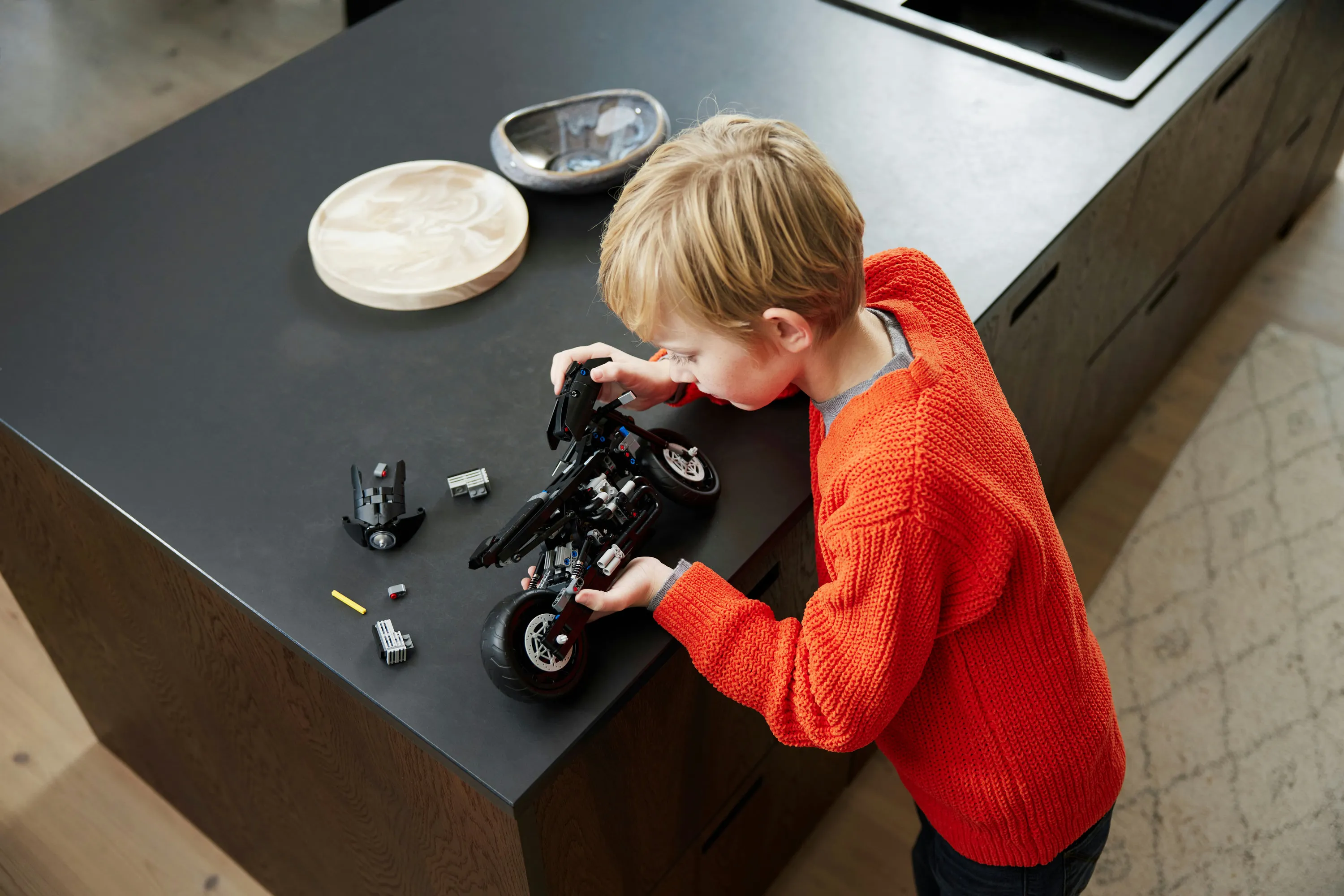 Lego Technic The Batman Batcycle 42155