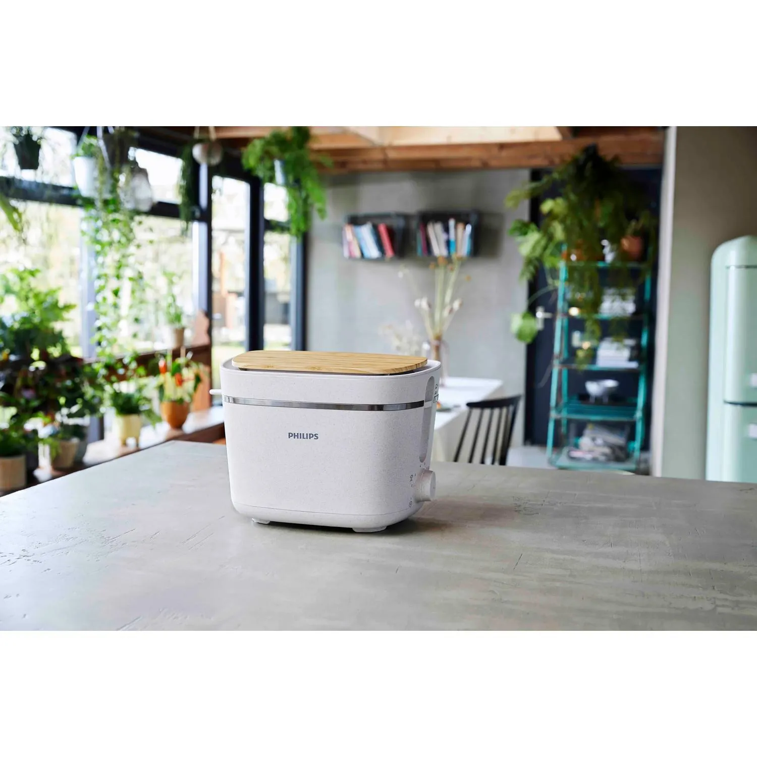 Philips Eco Conscious Edition HD2640/10 -leiv&auml;npaahdin, 2 viipaleita, Silk White