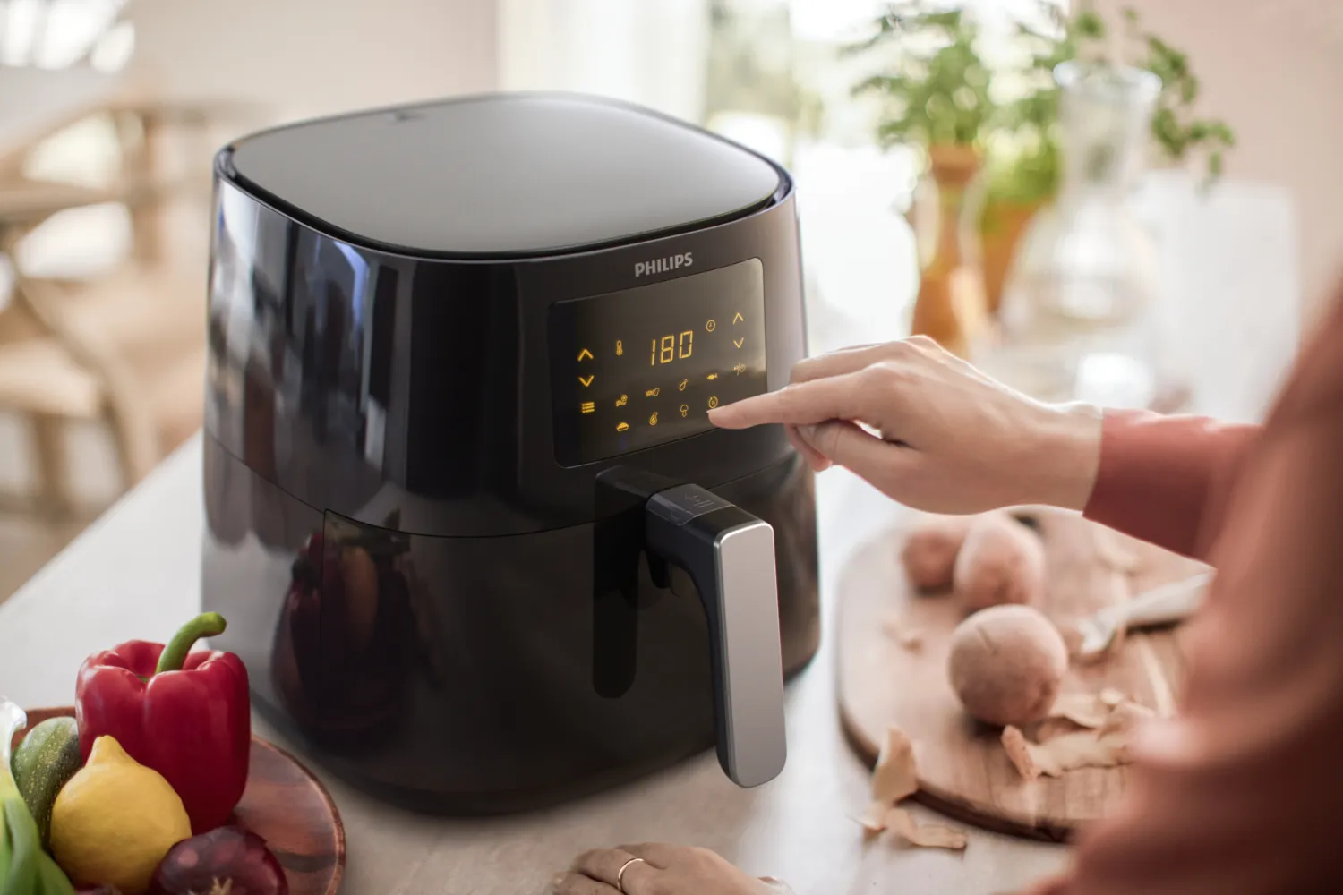 Philips Airfryer XL -kiertoilmakypsennin, Musta, 6.2l