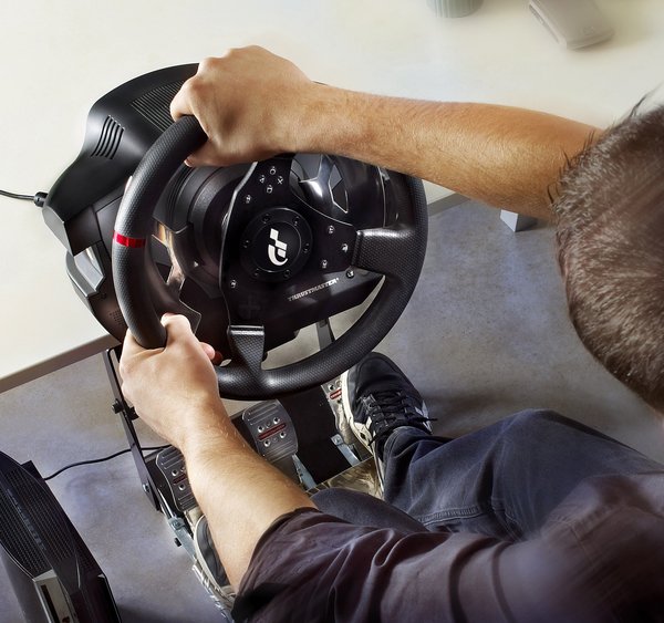 THRUSTMASTER T500RS GT6 OFFICIAL SONY LICENCE PS3