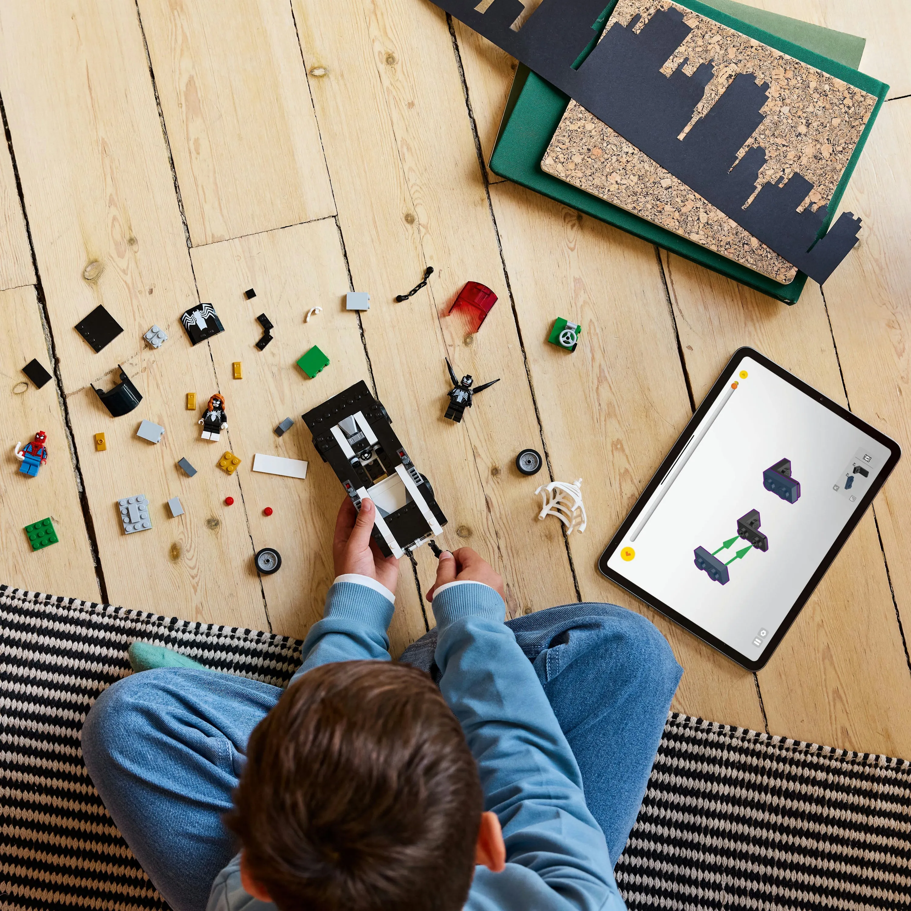 LEGO Marvel Spider-Man vs. Venom Muscle Car 76309