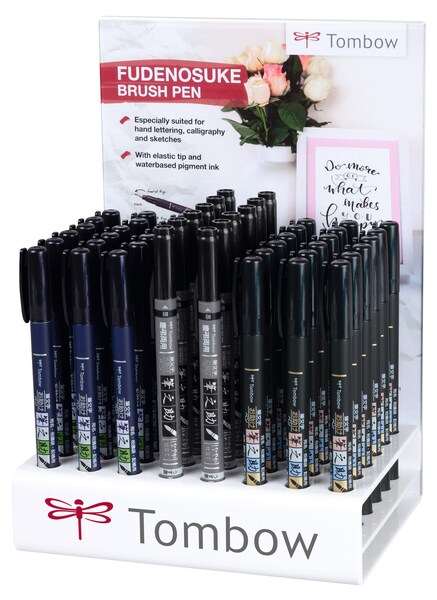 Tombow Brush pen Fudenosuke in display (48)