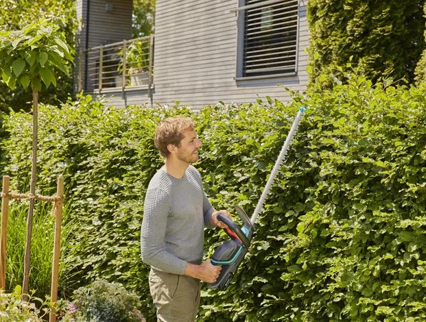 Gardena Cordless Hedge ComfortCut60 / 18V-P4A - 14731-55
