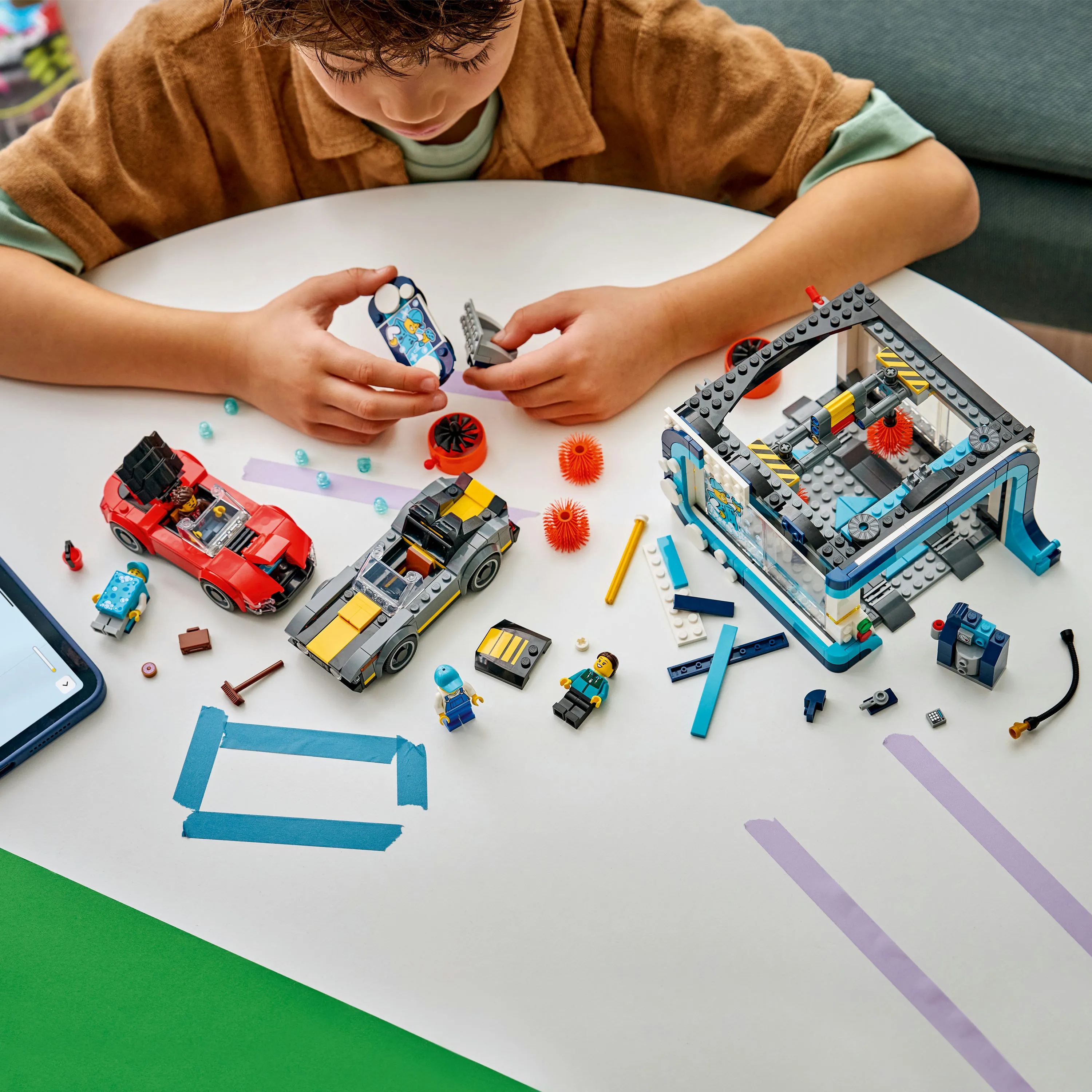 LEGO City Drive-Through Car Wash 60497